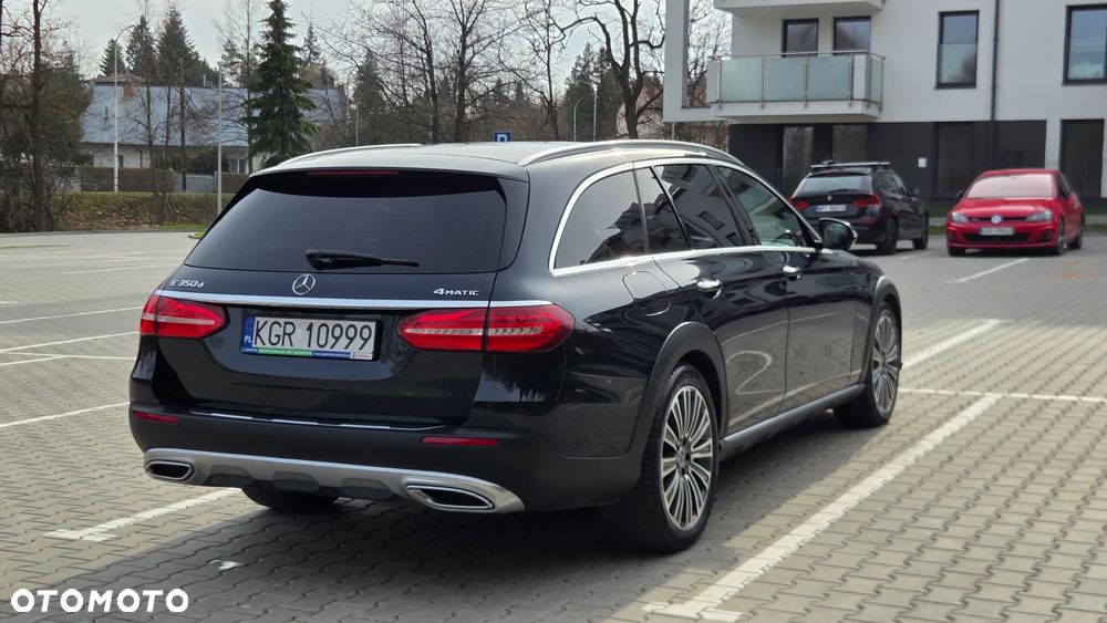 Mercedes-Benz Klasa E 350 d 4Matic 9G-TRONIC - 11