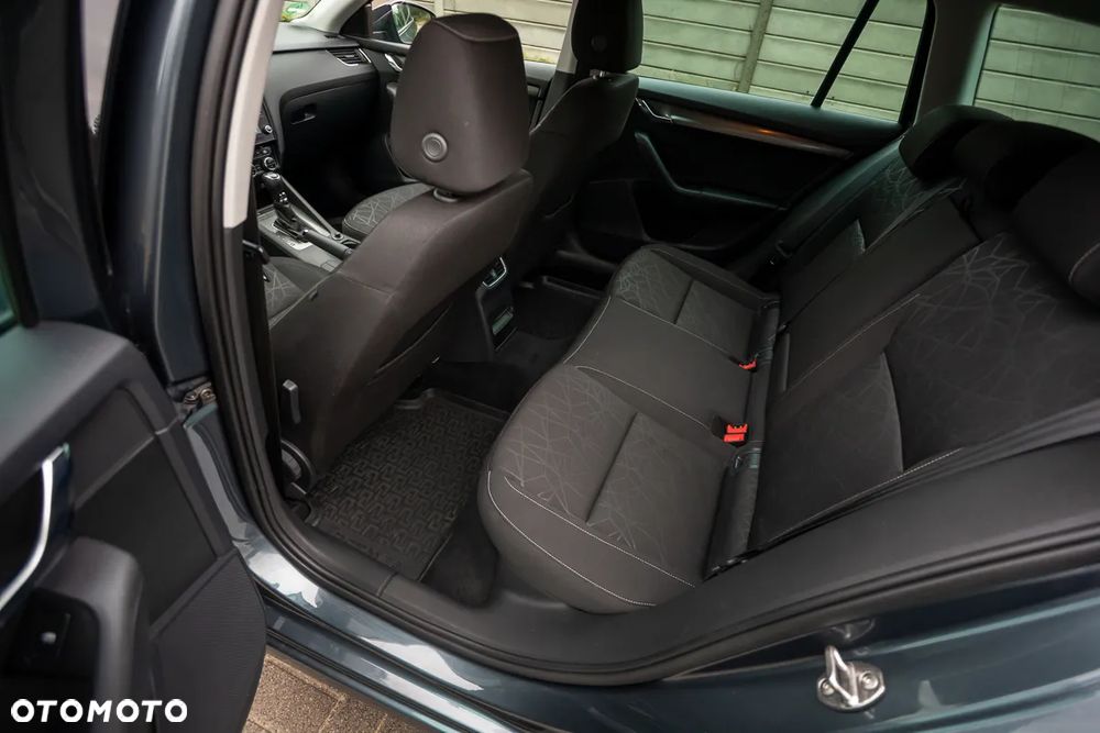 Skoda Octavia 2.0 TDI DSG Drive - 20