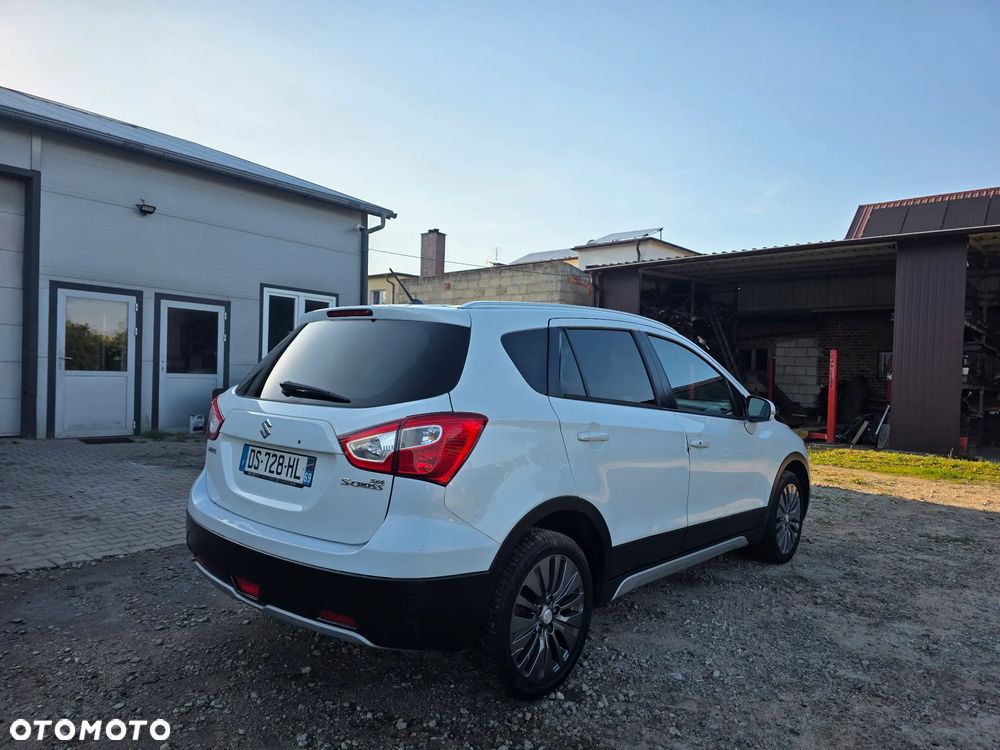 Suzuki SX4 S-Cross 1.6 DDiS 4x4 Comfort - 3