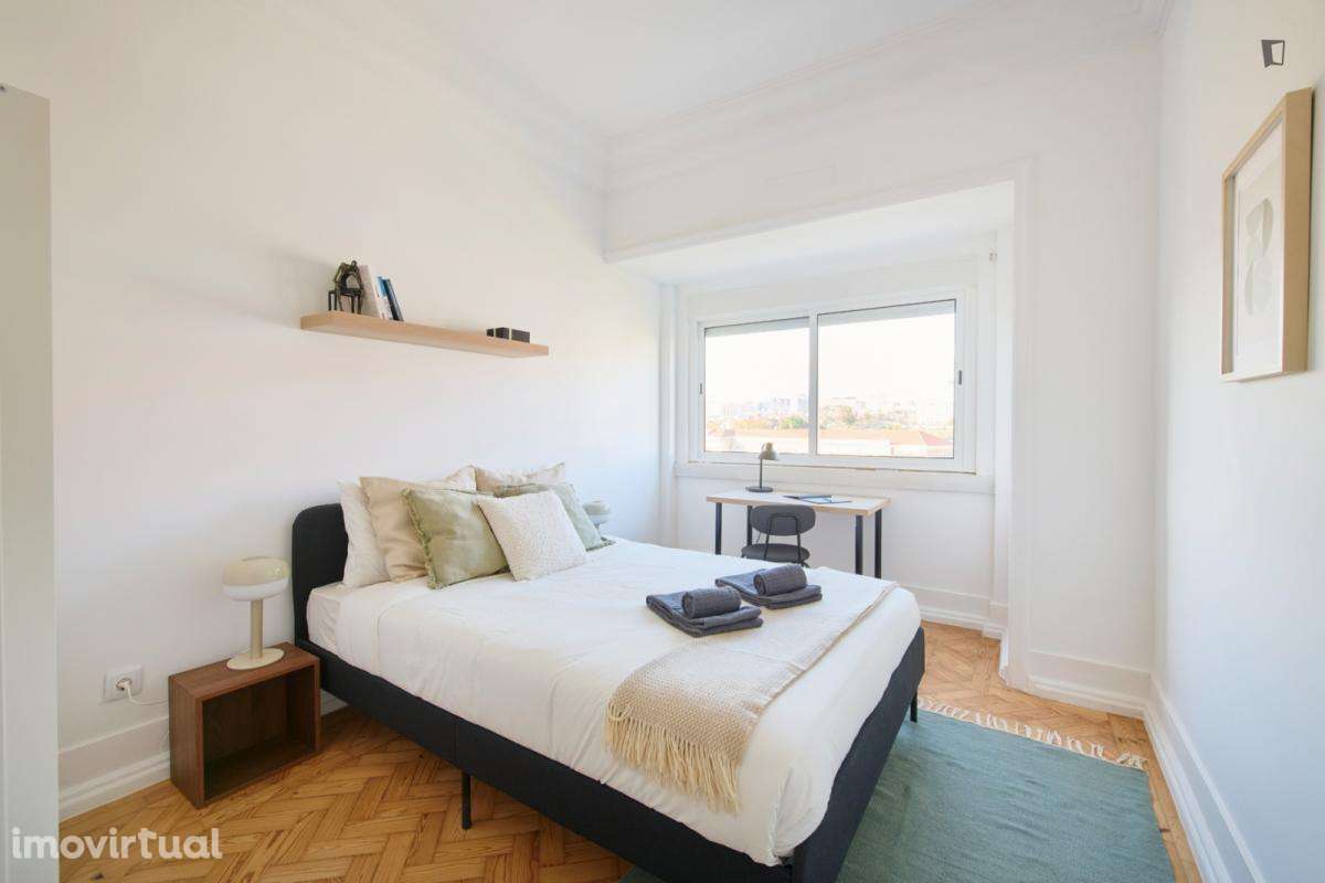 Quarto - localizado em Entrecampos Lisbon - Grande imagem: 2/38