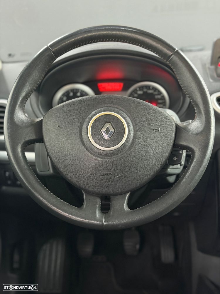 Renault Clio 1.2 16V Dynamique - 15