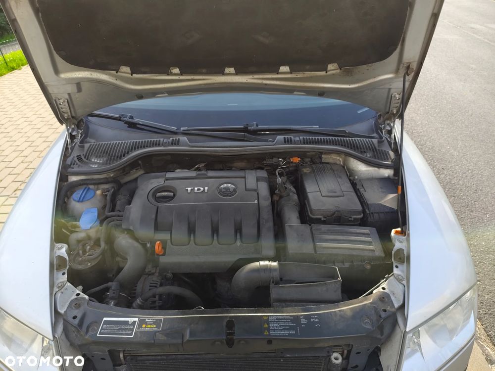 Skoda Octavia 1.9 TDI DPF Elegance - 12