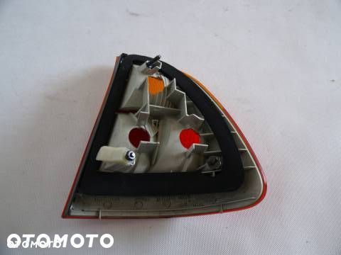 BMW III E46 kombi 98-00 Lampa lewy tyl tylna lewa - 2