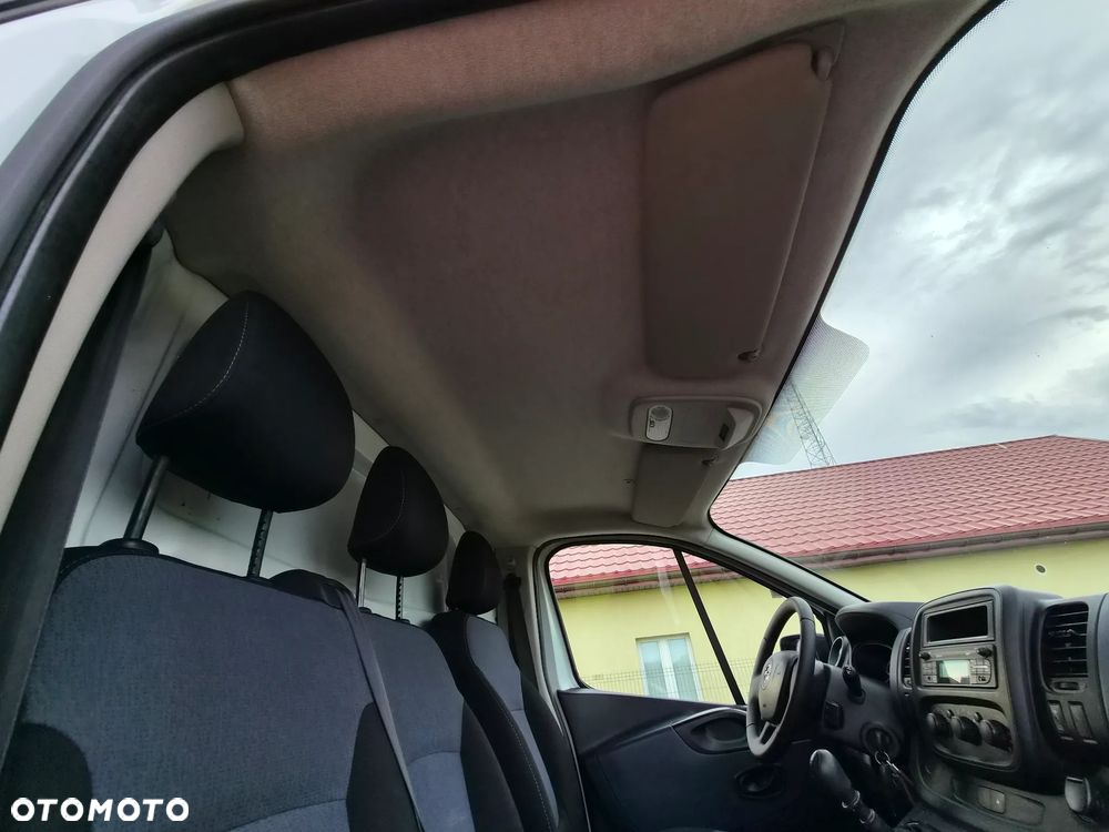 Opel Vivaro - 27