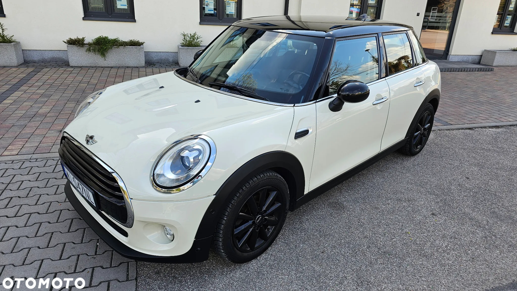 MINI Cooper Standard - 30