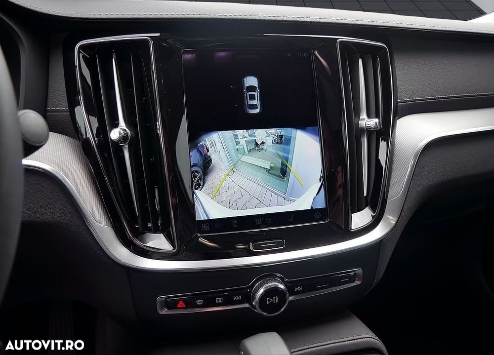 Volvo S60 T8 Recharge AWD Ultimate Dark - 22