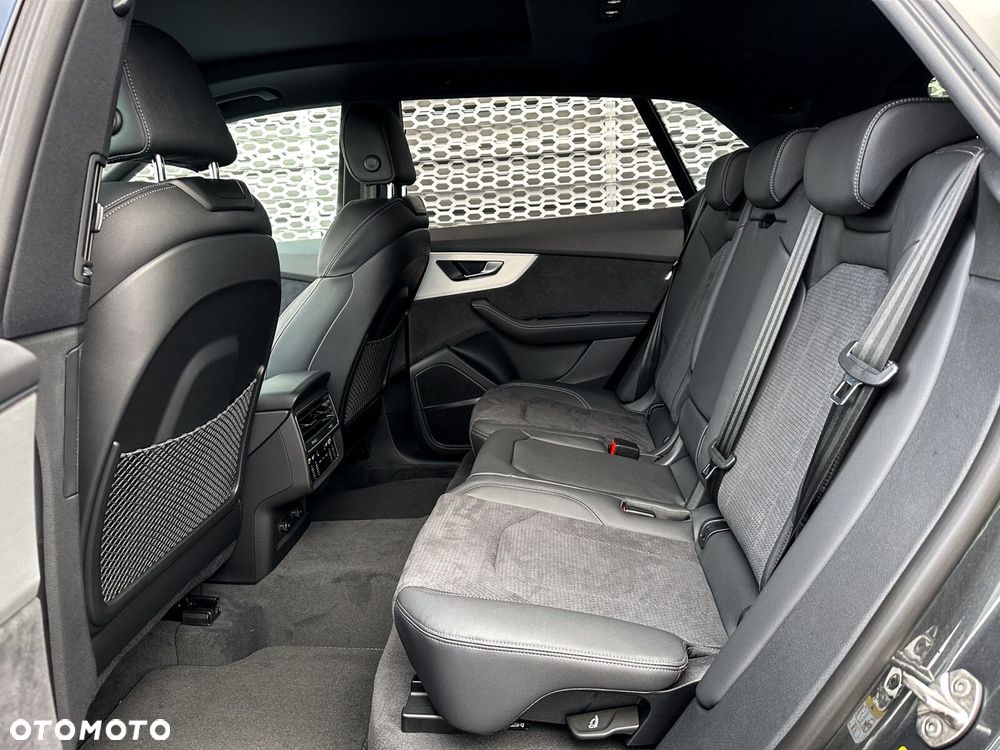 Audi Q8 - 38