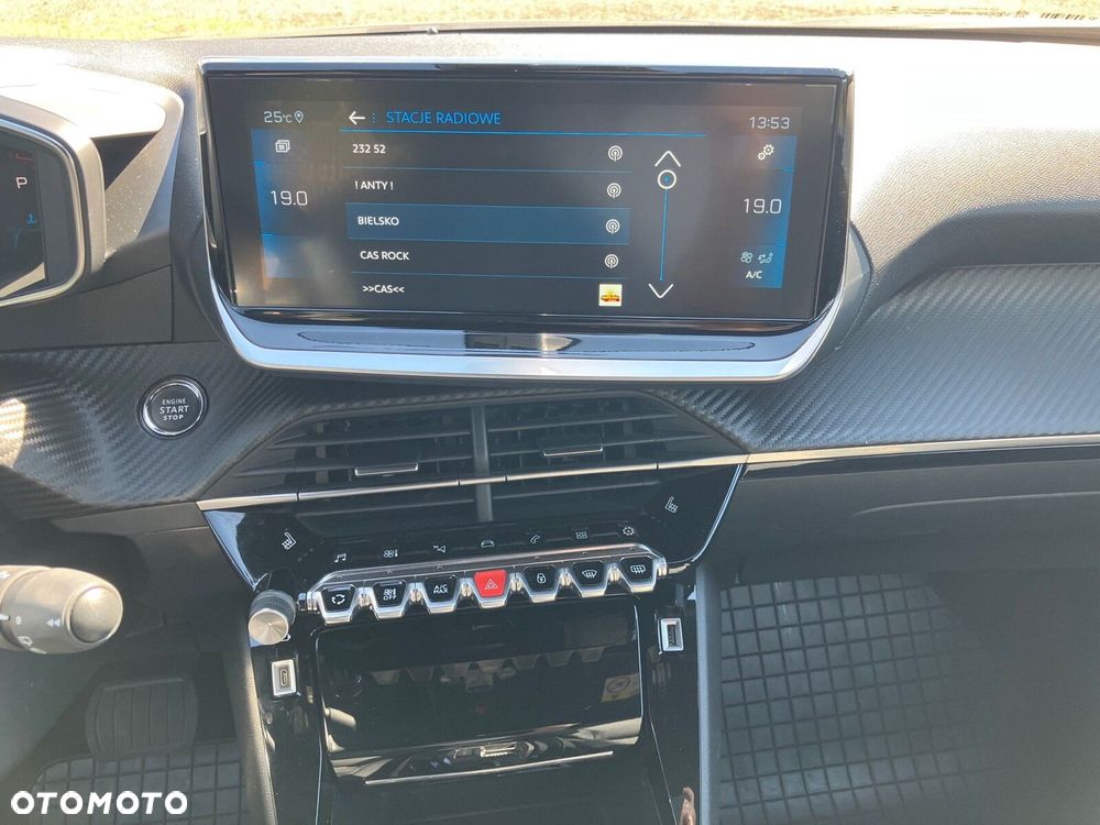 Peugeot 2008 1.2 PureTech Allure Pack S&S EAT8 - 13