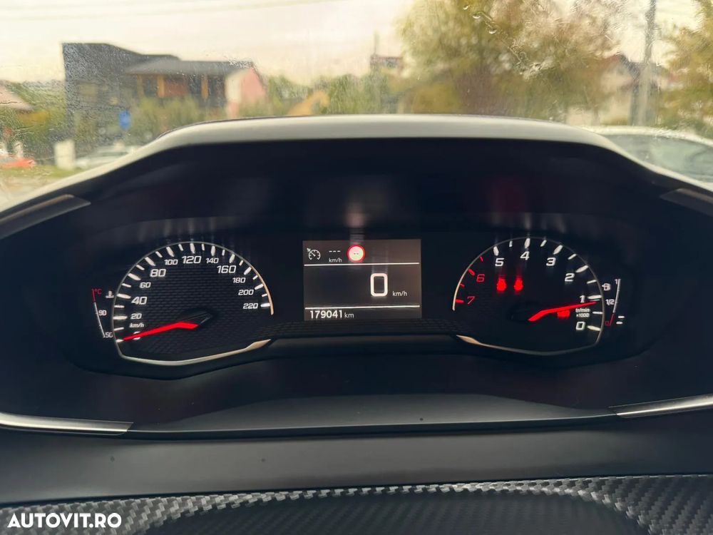Peugeot 208 PureTech 75 Active Pack - 12