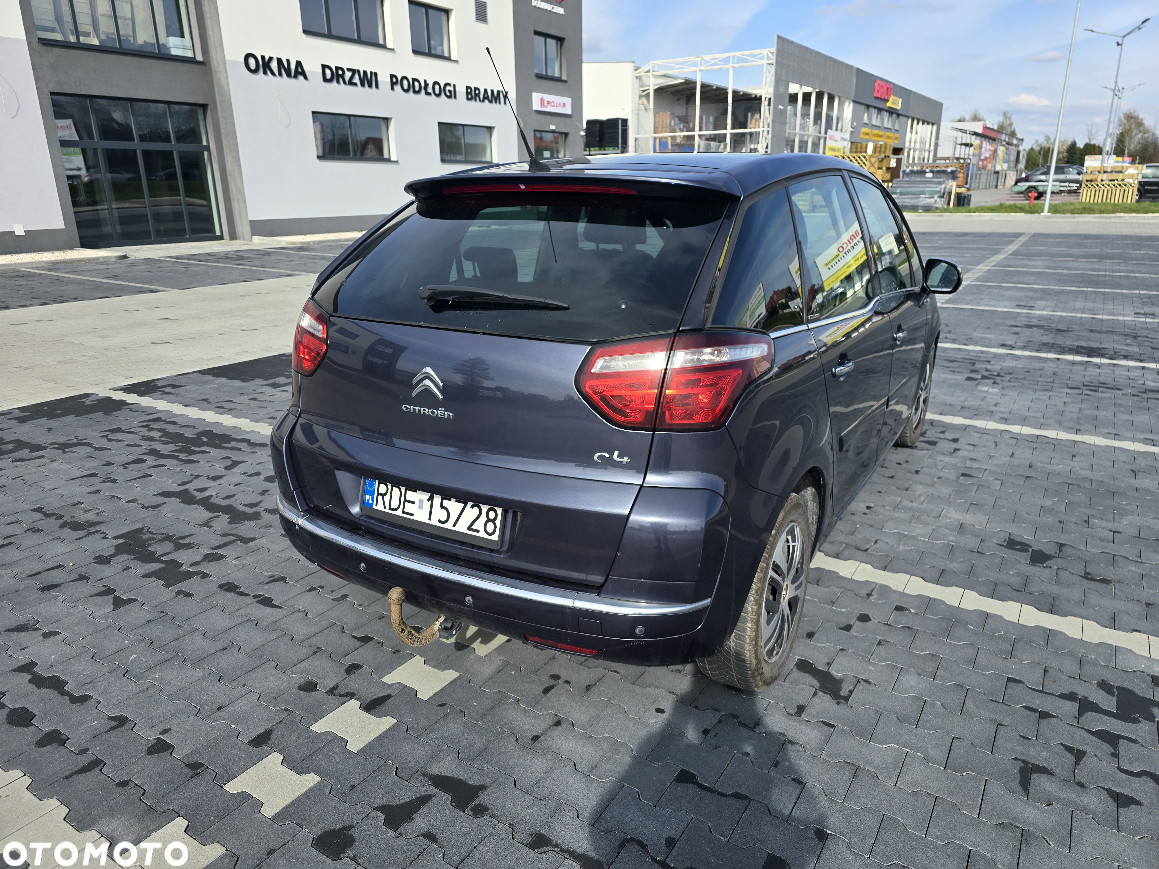 Citroën C4 Picasso 1.6 HDi FAP Exclusive - 4