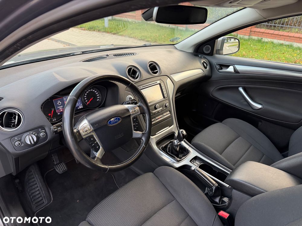 Ford Mondeo 2.0 TDCi Titanium - 31