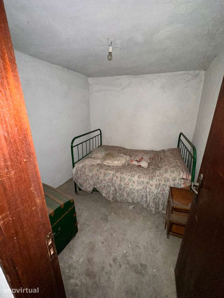 Moradia de 2 Pisos em Vila Nova de Foz Côa (Santo Amaro) - Grande imagem: 3/10