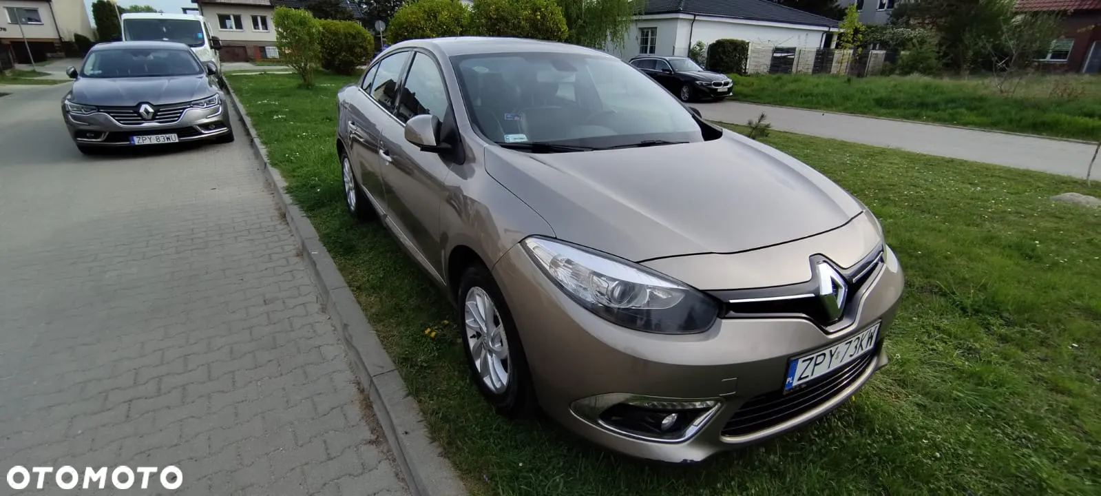 Renault Fluence 1.6 16V Zen - 4