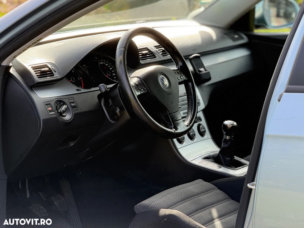 Volkswagen Passat Variant 2.0 TDI Comfortline - 11