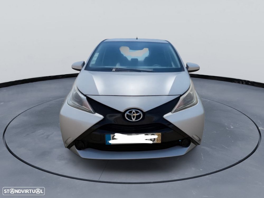 Toyota Aygo 1.0 X-Play - 2