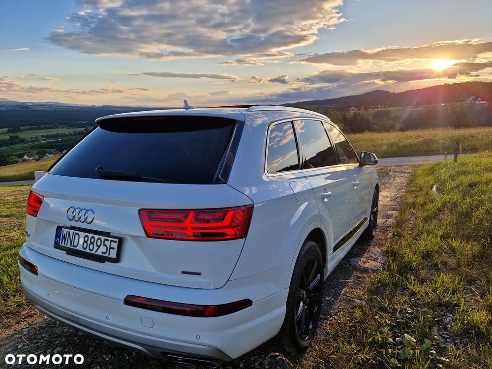 Audi Q7 - 4