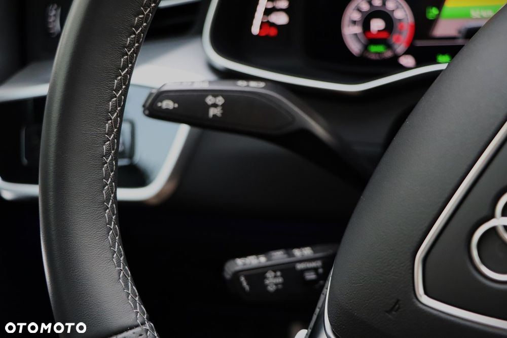 Audi A6 Avant 55 TFSI e quattro S tronic S line - 31