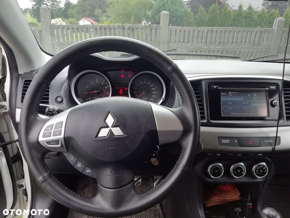 Mitsubishi Lancer 1.6 - 8