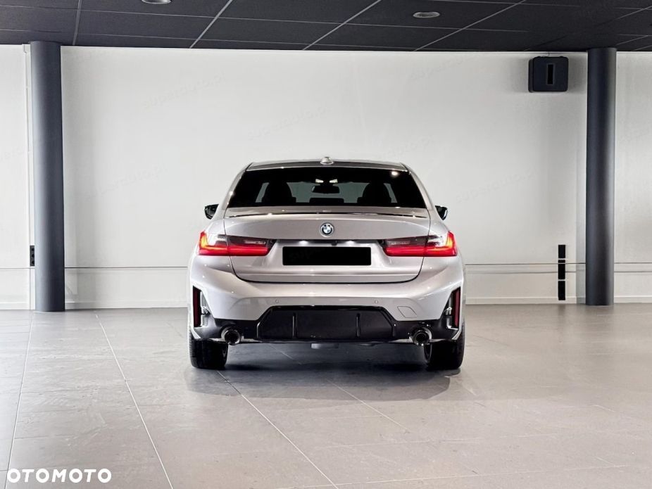 BMW Seria 3 320i xDrive M Sport - 5