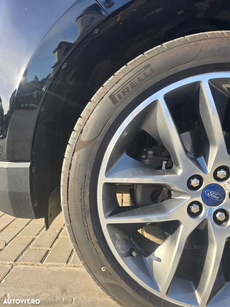 Ford Edge 2.0 TDCi Powershift Titanium - 6