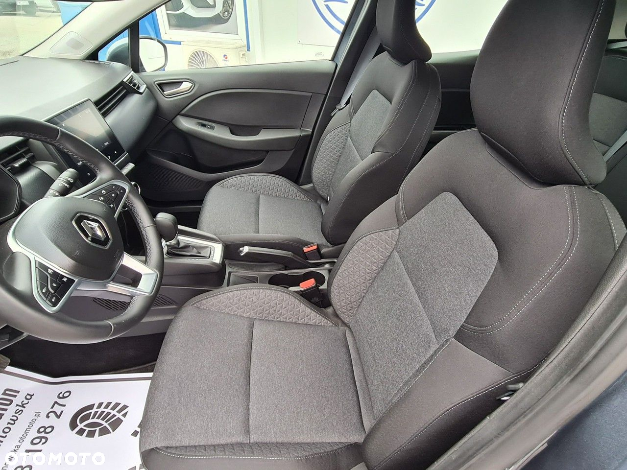 Renault Clio E-TECH Hybrid 140 EXPERIENCE - 18