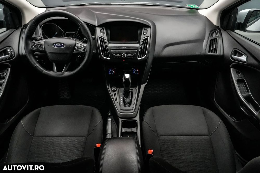 Ford Focus 1.6 TI-VCT Powershift Titanium - 7