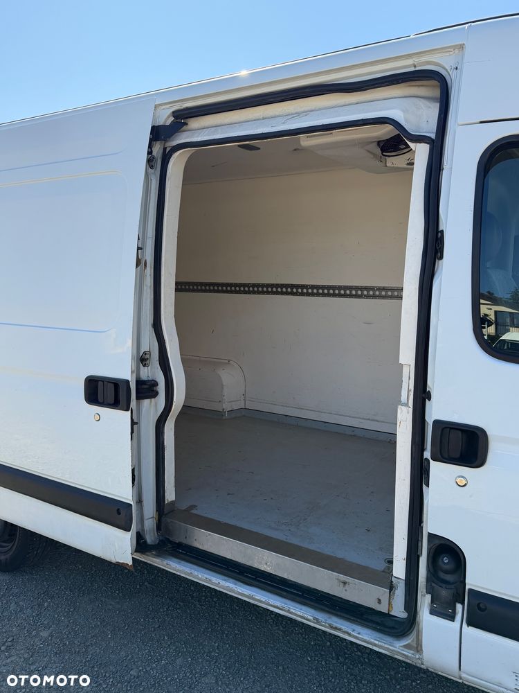 Renault MASTER 2.5 DCI 120KM chłodnia izoterma klima Stan bdb - 8