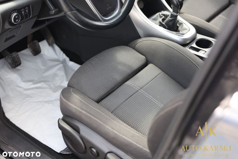 Opel Astra - 33