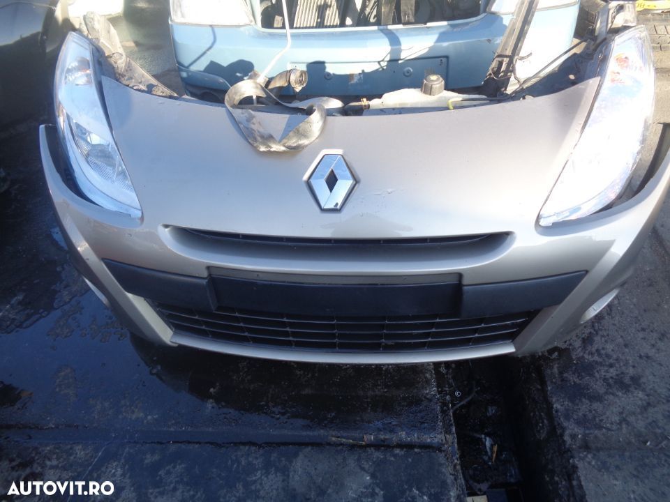 Vand Fata Completa Renault Clio3 Facelift din 2011 - 1