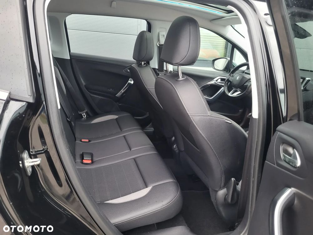 Peugeot 2008 PureTech 110 Stop&Start GT-Line Edition - 33