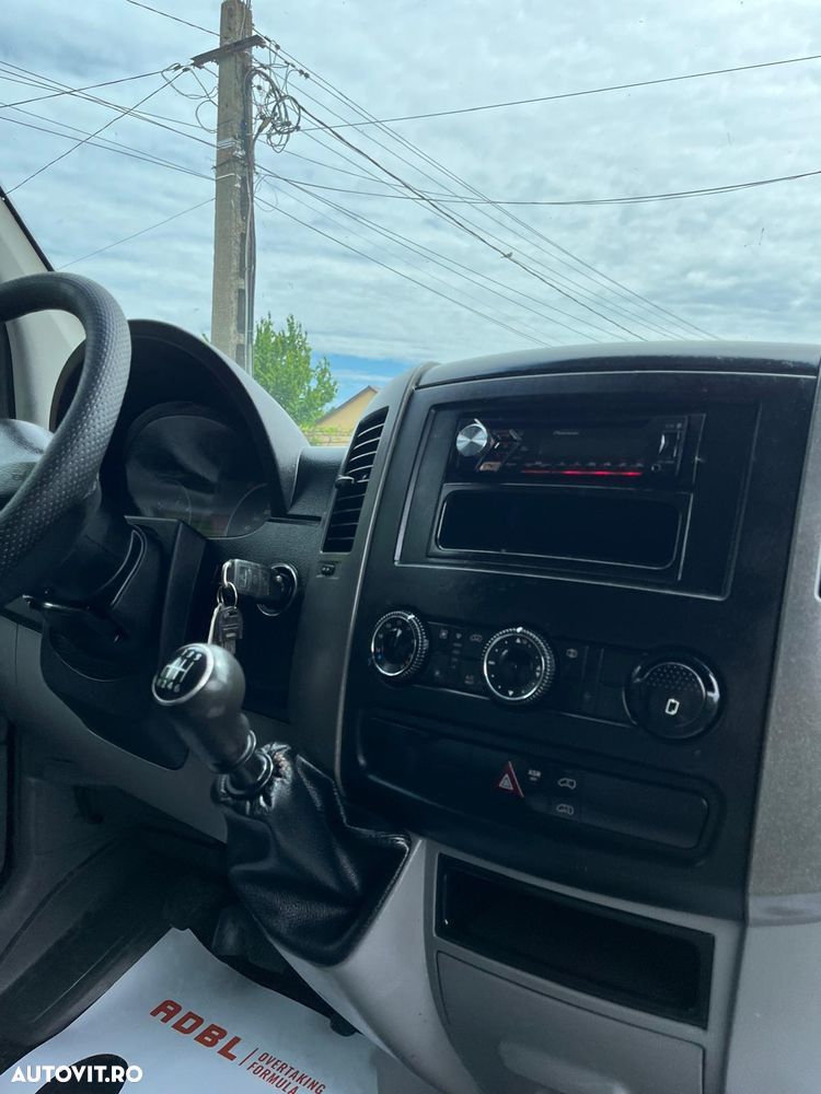 Volkswagen Crafter - 5