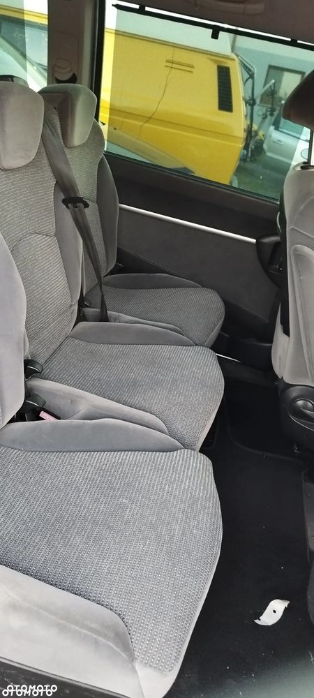 Peugeot 807 HDi 135 Family - 6