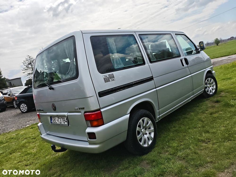 Volkswagen Multivan Standard - 4