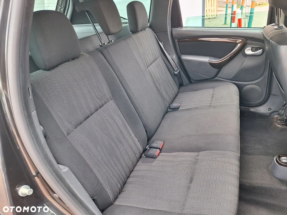 Dacia Duster 1.6 16V 105 4x4 Laureate - 25