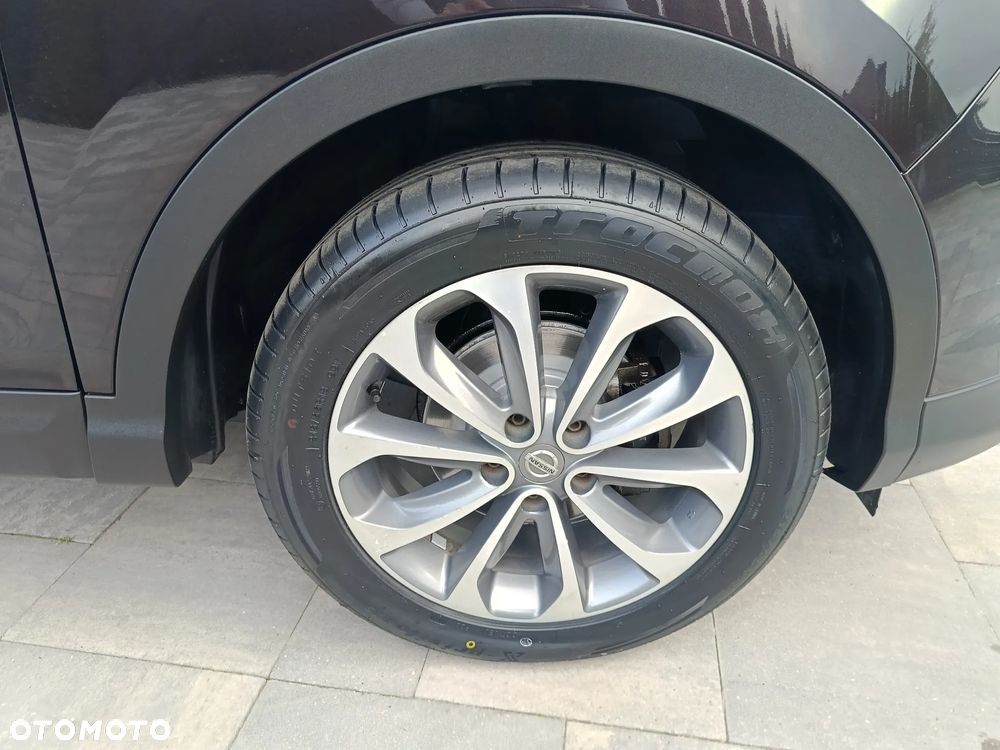Nissan Qashqai 1.6 DIG-T 360 - 24