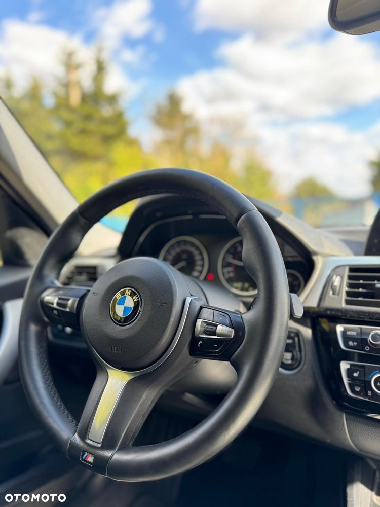 BMW Seria 3 318d Edition Luxury Line Purity - 14
