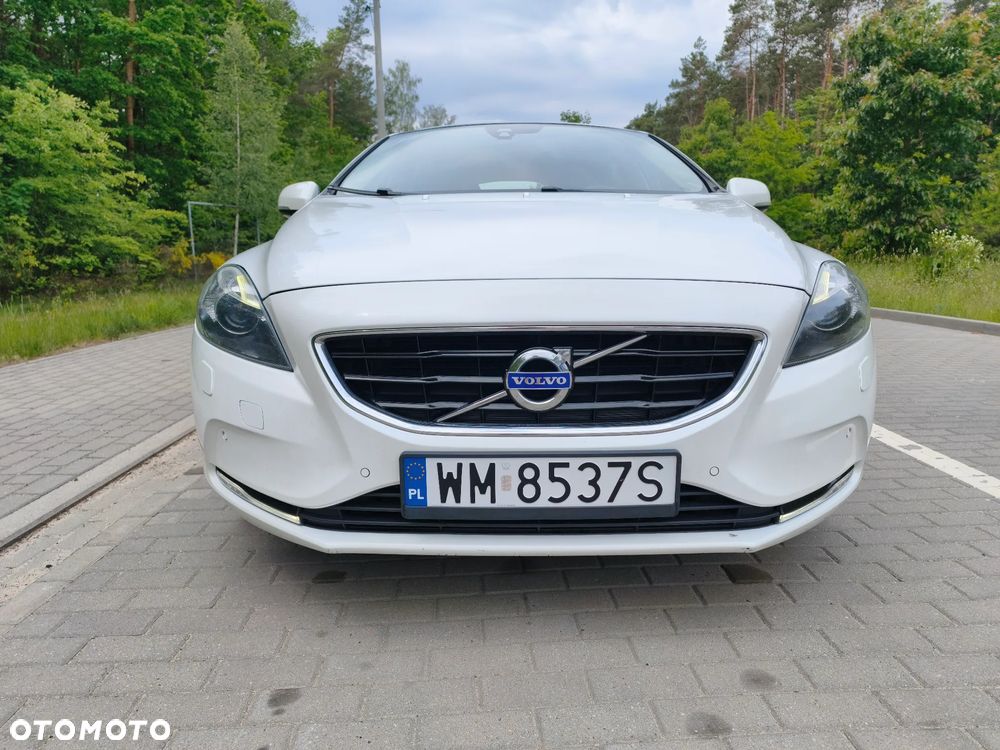 Volvo V40 D4 Drive-E Ocean Race - 4