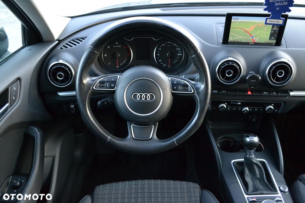 Audi A3 Sportback 2.0 TDI Ambiente - 11