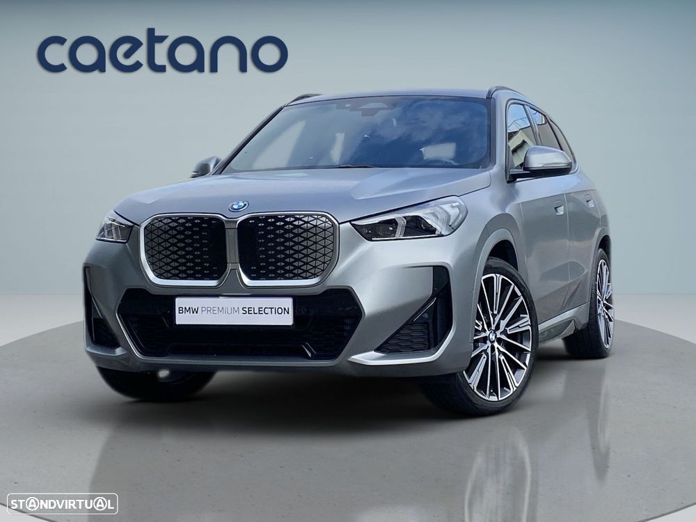 BMW iX1 eDrive20 Pack Desportivo M - 1