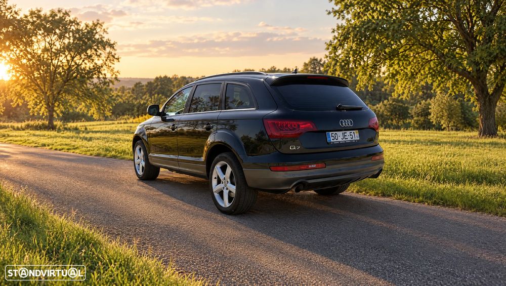 Audi Q7 3.0 V6 TDi quattro Tiptronic - 4