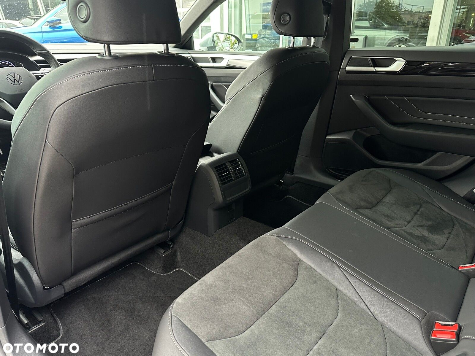 Volkswagen Arteon 2.0 TSI R-Line DSG - 12