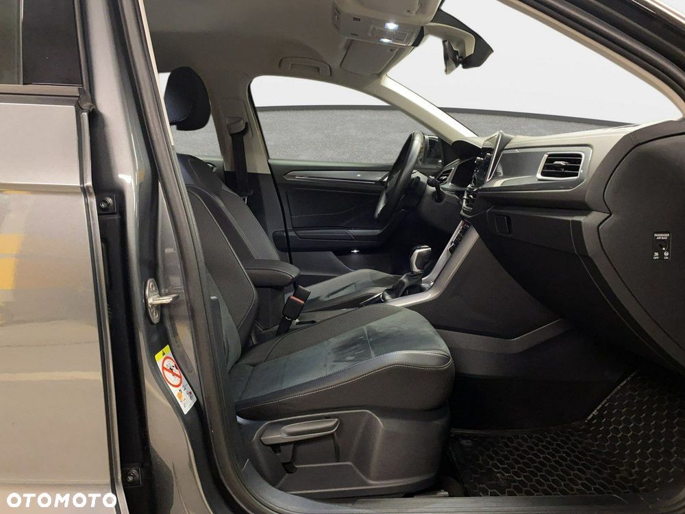 Volkswagen T-Roc - 13