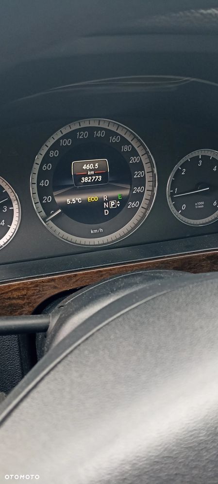 Mercedes-Benz Klasa E 220 CDI BlueEff Elegance - 8