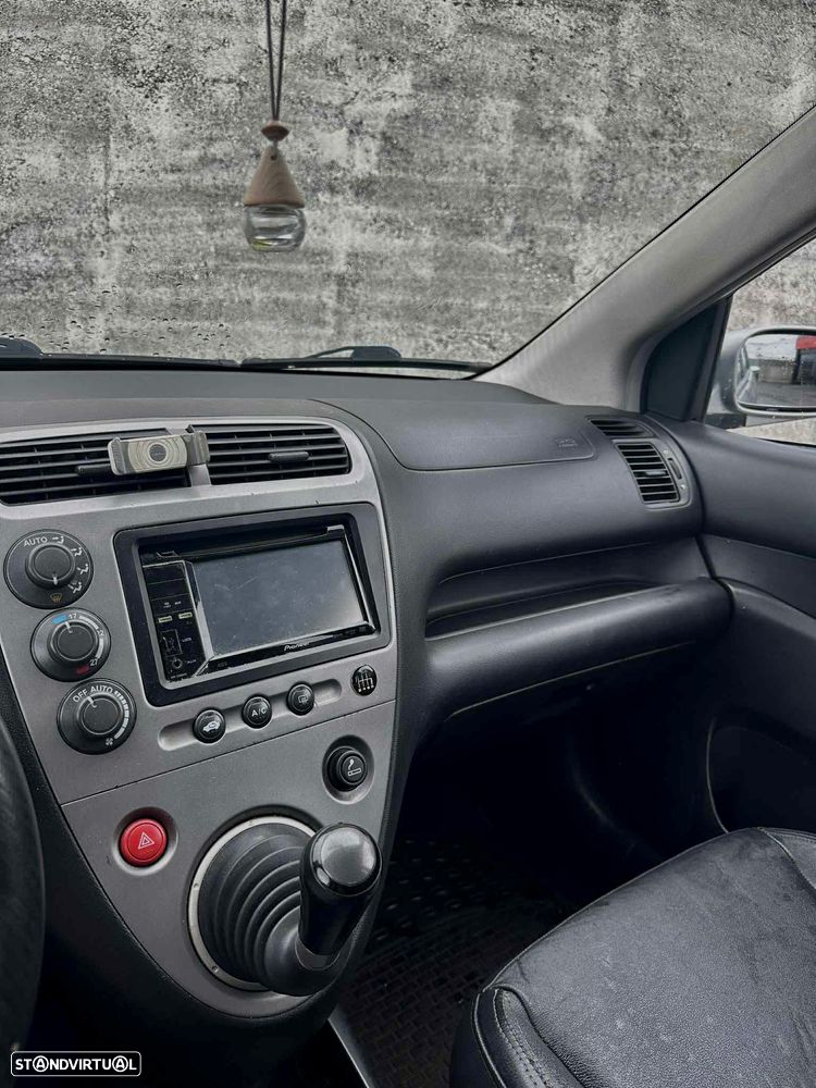 Honda Civic 1.7 CTDi ES Exclusive - 3