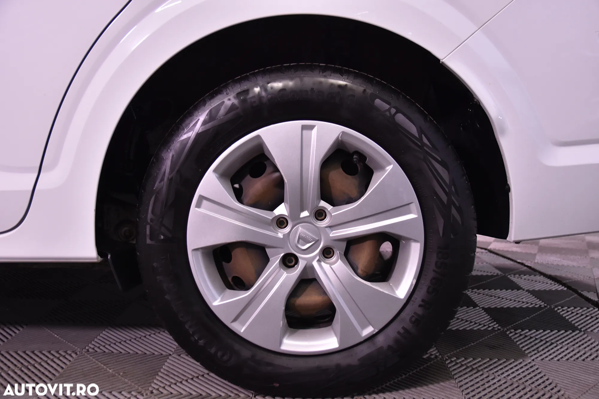 Dacia Logan - 13