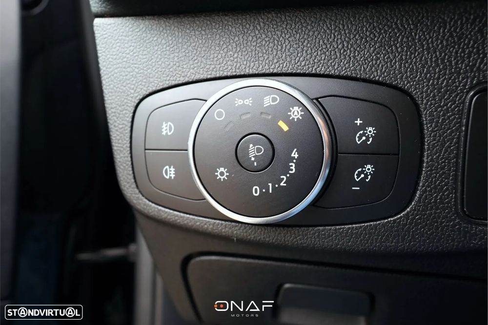Ford Focus 1.5 EcoBoost S&S ST-LINE - 16