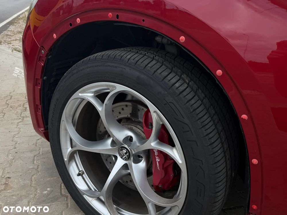 Alfa Romeo Stelvio 2.9 V6 Bi-Turbo Quadrifoglio Q4 - 26