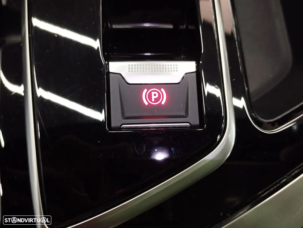 Peugeot 5008 1.2 PureTech Allure EAT8 - 38