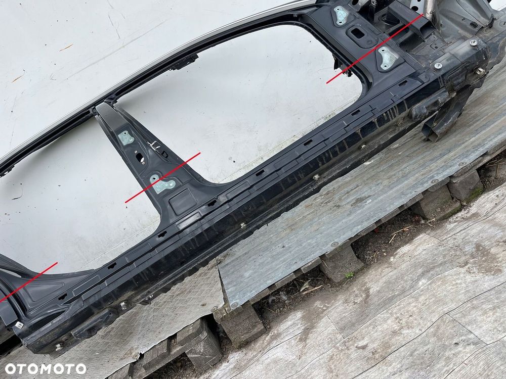Prog prawy poszycie progu prawe Mercedes W204 SEDAN 040U C040 czarny ORG - 4