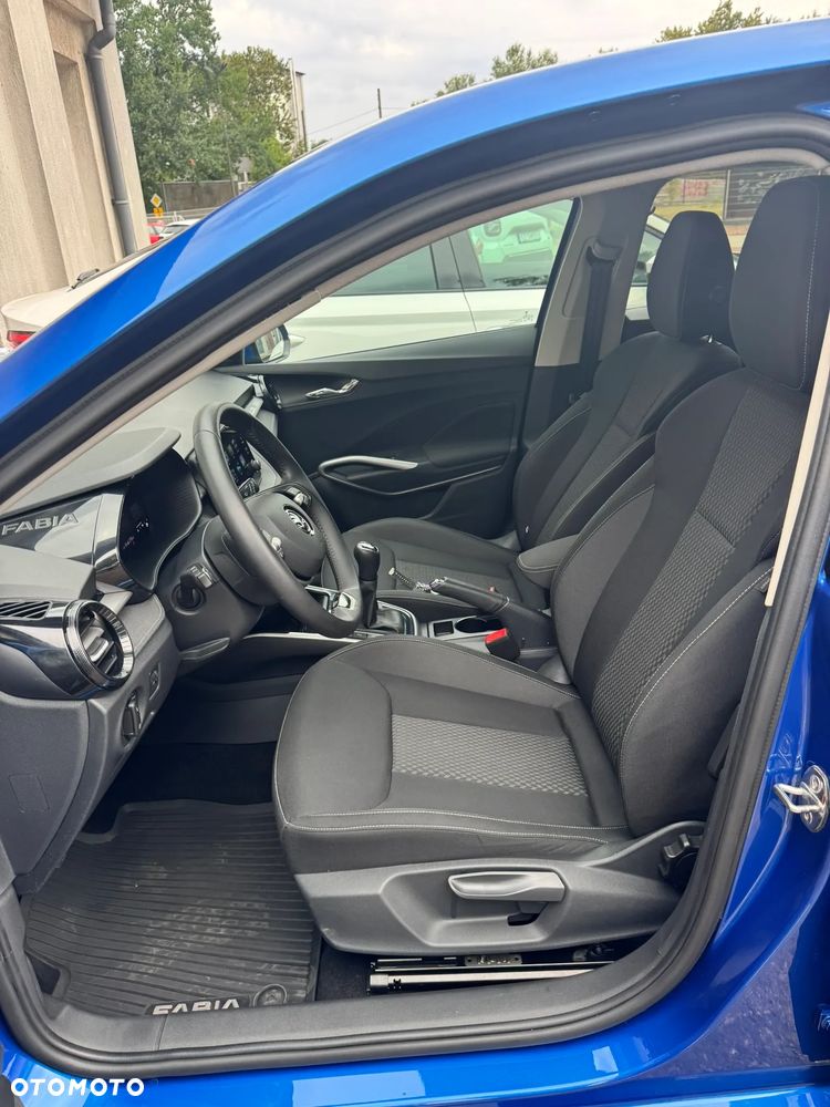 Skoda Fabia 1.0 TSI Style Color - 5